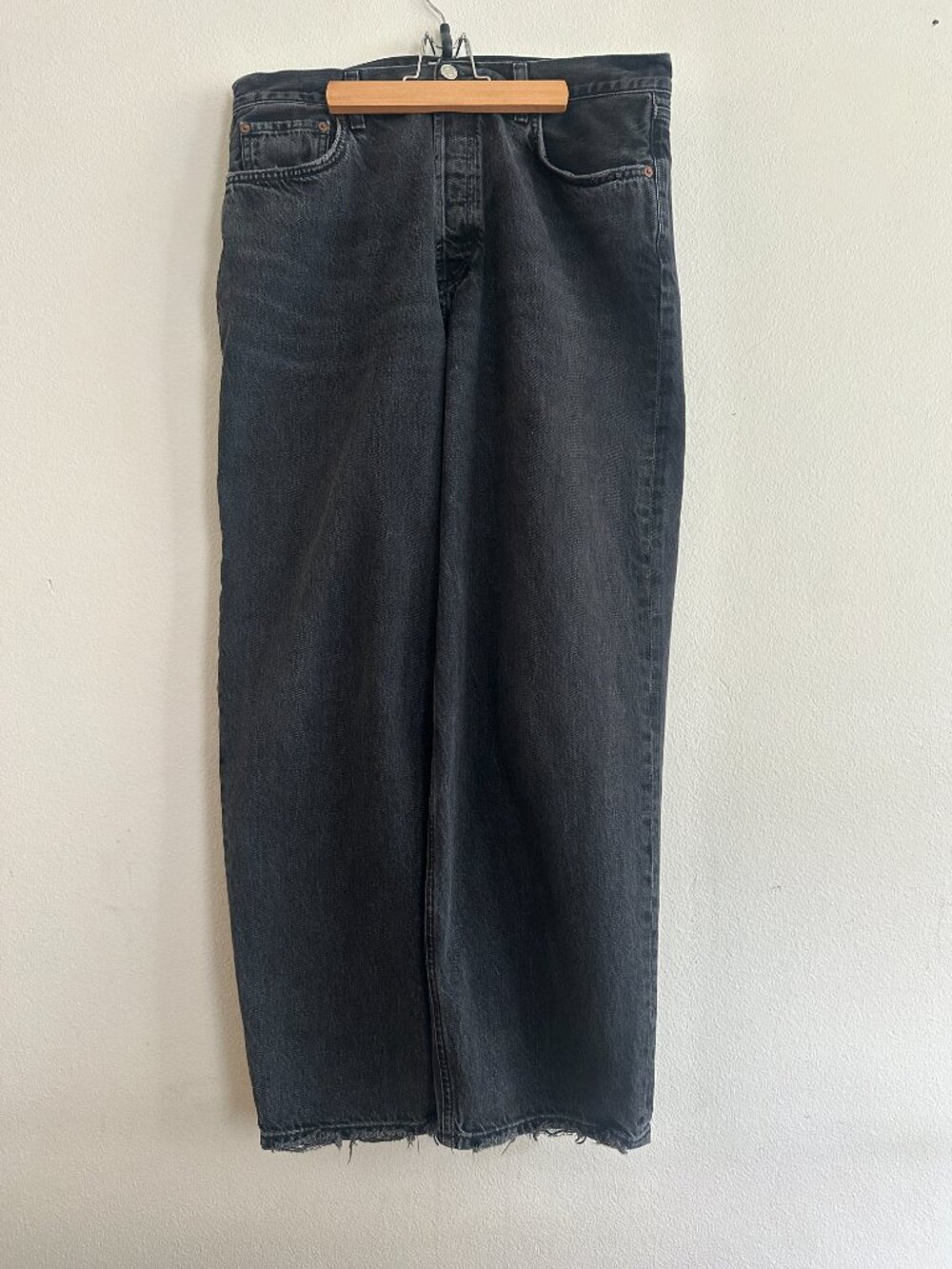 AGOLDE 90's High Waisted Frayed Hem Straight Leg Cropped Jeans Black
